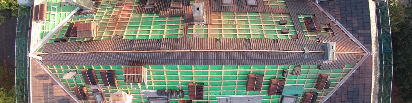 Sagel Bedachungen - Dachdecker Arbeiten Luftaufnahme